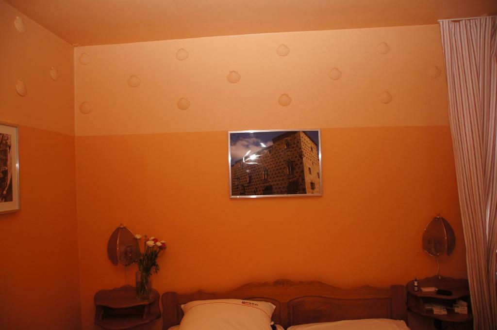 Hotel Paseo Aquisgrán Habitación foto
